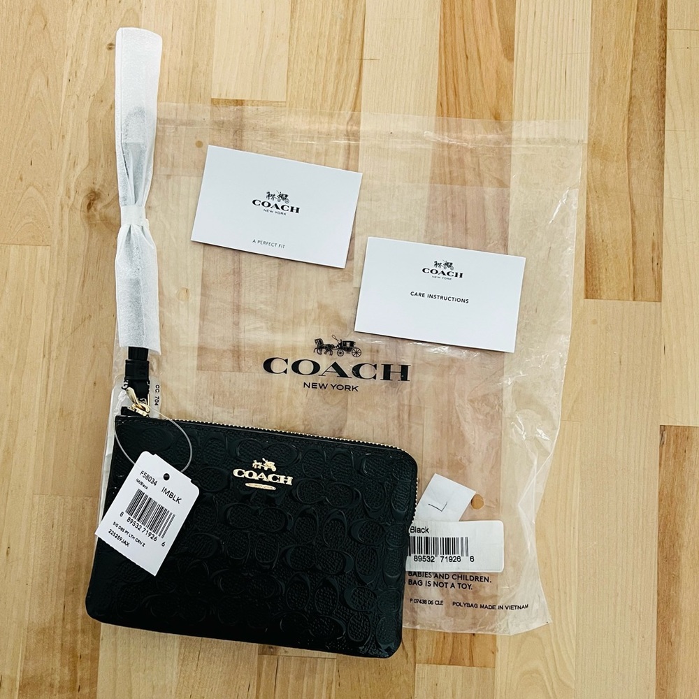 Black Coach Wristlet